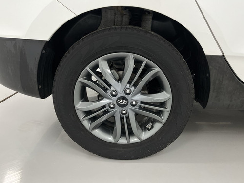 Imagem 9 de 14 de Hyundai Ix35 2.0 Gl 2wd (aut) (flex)