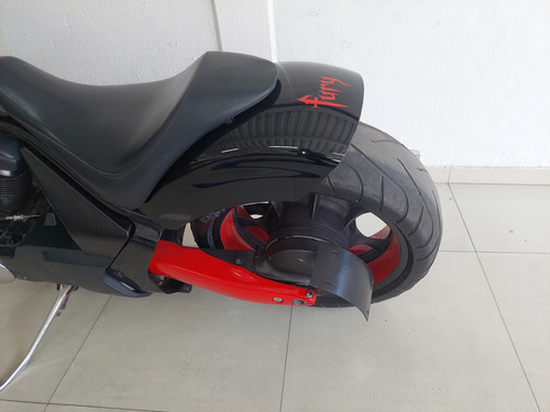 Hermosa E Imponente Fury 1300