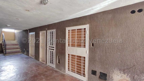 Imagen 14 de 14 de Apartamento Duplex 160m2 Remodelado En Maracay Ljsa 21-26568