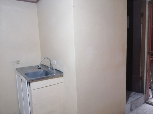 Imagen 8 de 9 de Apartamento En La Lima Frente Al Moll Undormitorio , Segu