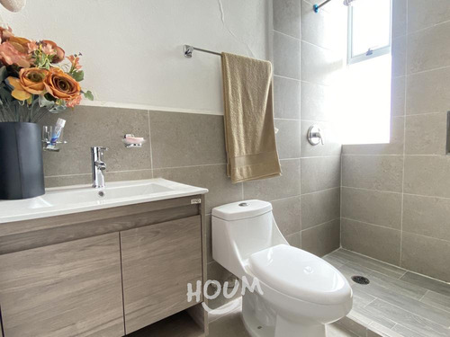 Departamento En Fraccionamiento Arrayanes, Zapopan Con 3 Recámaras, 123 M², Id: 153890
