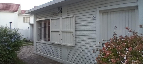 Imagen 4 de 29 de Casa + Dto 2 Ambientes. Sola En El Lote Con Gas Natural