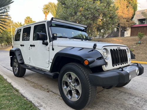 Jeep Wrangler 3.7 Unlimited Sahara 3.6 4x4 At