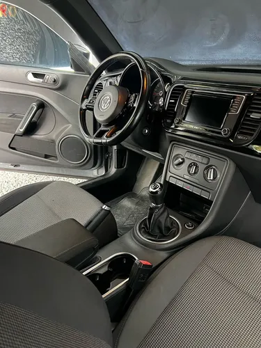 Volkswagen Beetle 2.5 Design Mt