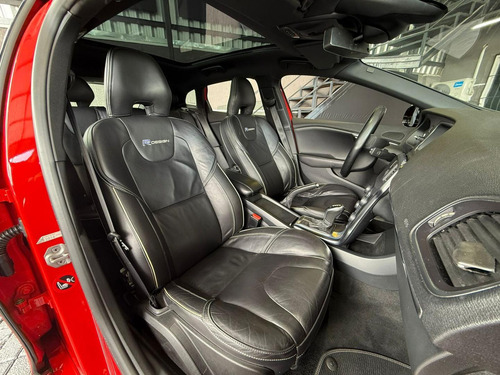 Volvo V40 2.0 T5 R Design Turbo 4p Aut