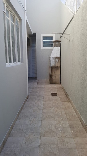 Sobrado 3 Dorm., Churrasqueira, Jd. Ester. Fl29
