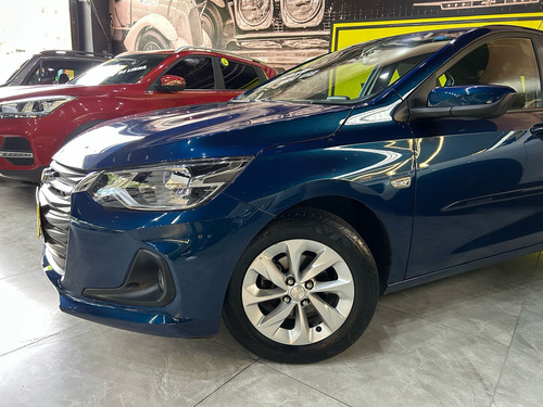 Chevrolet Onix HATCH LT2 1.0 Flex Manual 2023 Completo Midia Rodas Baixa Km