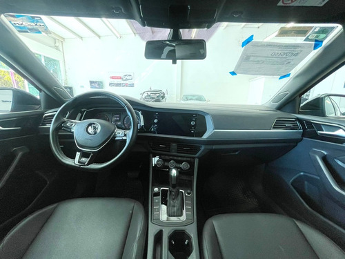 Volkswagen Jetta (a7) 2021 R Line