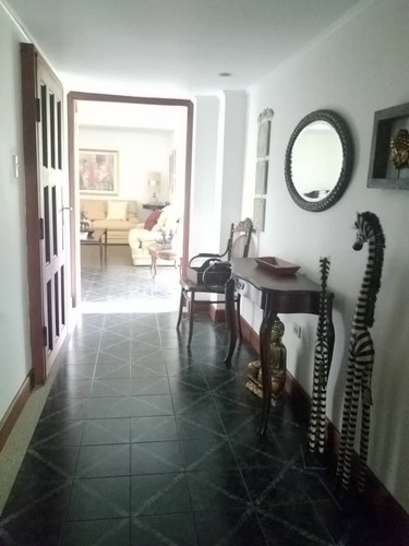 Imagen 2 de 15 de Aparatamento En Venta Urb. Sabana Larga