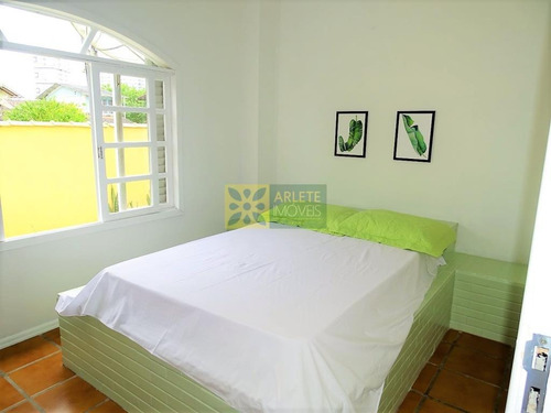 Imagem 2 de 15 de Casa No Bairro Perequê Em Porto Belo Sc - 1742