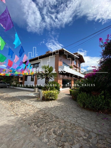 Edificio Como Hotel En Venta En Valle De Bravo