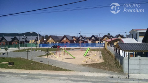 Venta De Casa 3d+2b+patio Escuadron Oriente.coronel,
