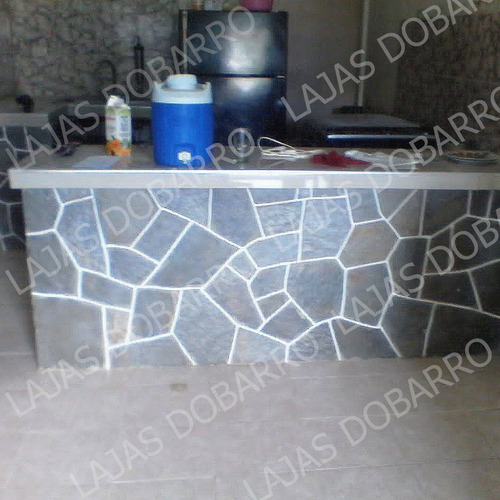 Imagen 3 de 6 de Piedra Laja Gris Mar Azul Lima Plata