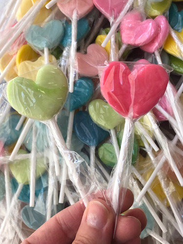 Chupetines Mini Corazón X 30 U Sabor Y Color Surtido