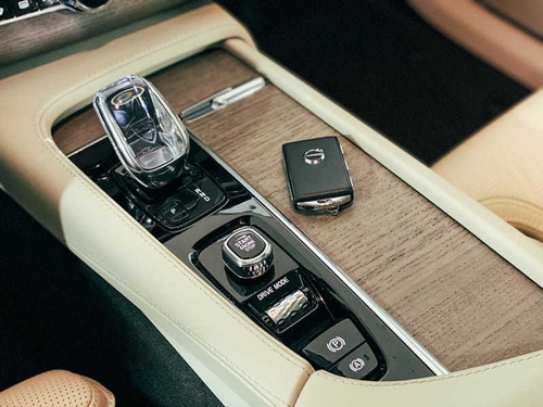 Imagem 10 de 15 de Volvo Xc90 T8 Inscript 2021