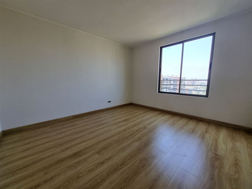 Departamento En Venta De 4 Dorm. En Las Condes
