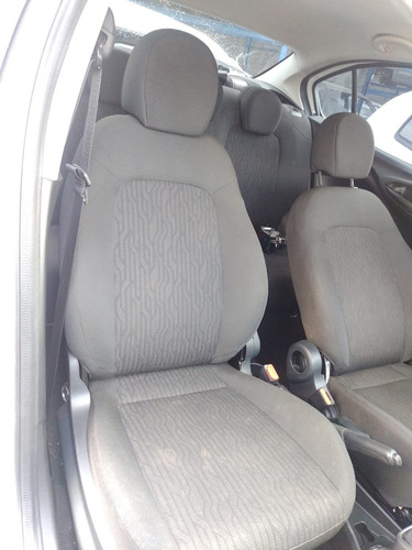 Imagem 10 de 12 de Fiat Cronos 1.3 2019/2020 Flex