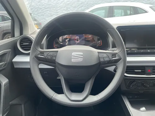 Seat Arona 1.6 Reference