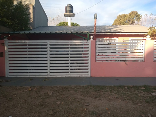 Imagen 12 de 18 de Casa Al Frente Amoblada - Calle 6 Nº 7392 Mar Del Tuyu
