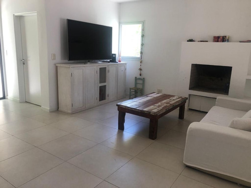 Imagen 3 de 9 de Casa En Venta En Barrio Barrancas De Santa Maria, Pacheco