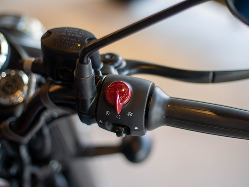 Royal Enfield Classic 350 Dark Stealth Black Reserva