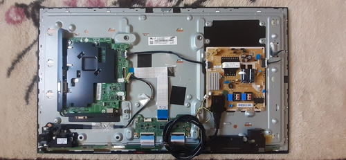 Imagem 1 de 4 de Tv Monitor Samsung Lh32dbeplgv/zd P/técnico Retirar Peças