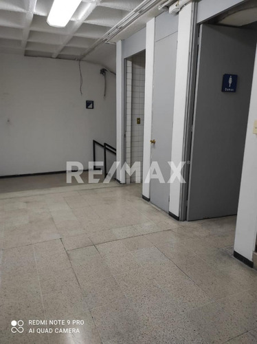 Edificio En Venta Satélite, Excelente Ubicación