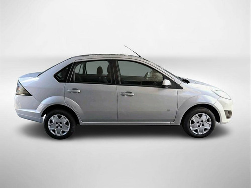 Imagem 6 de 11 de Ford Fiesta Se Plus 1.6 8v Flex