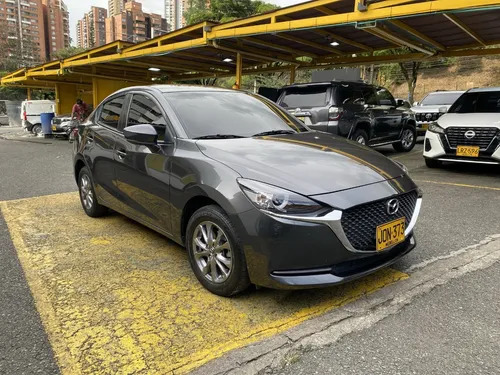 Mazda 2 1.5 Touring Mt 2021