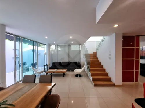 Casa En Venta En Fraccionamiento Solares