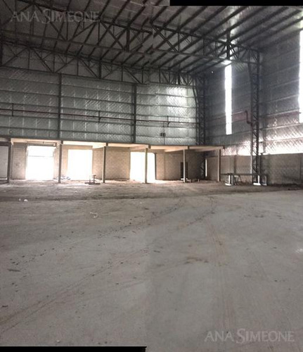 Nave Industrial - Alquiler - Escobar