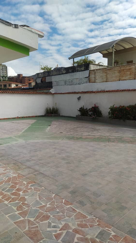 Imagen 15 de 16 de Casa A La Venta, Trigal Norte, Carabobo