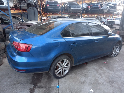 Sucata Jetta 2017 2.0