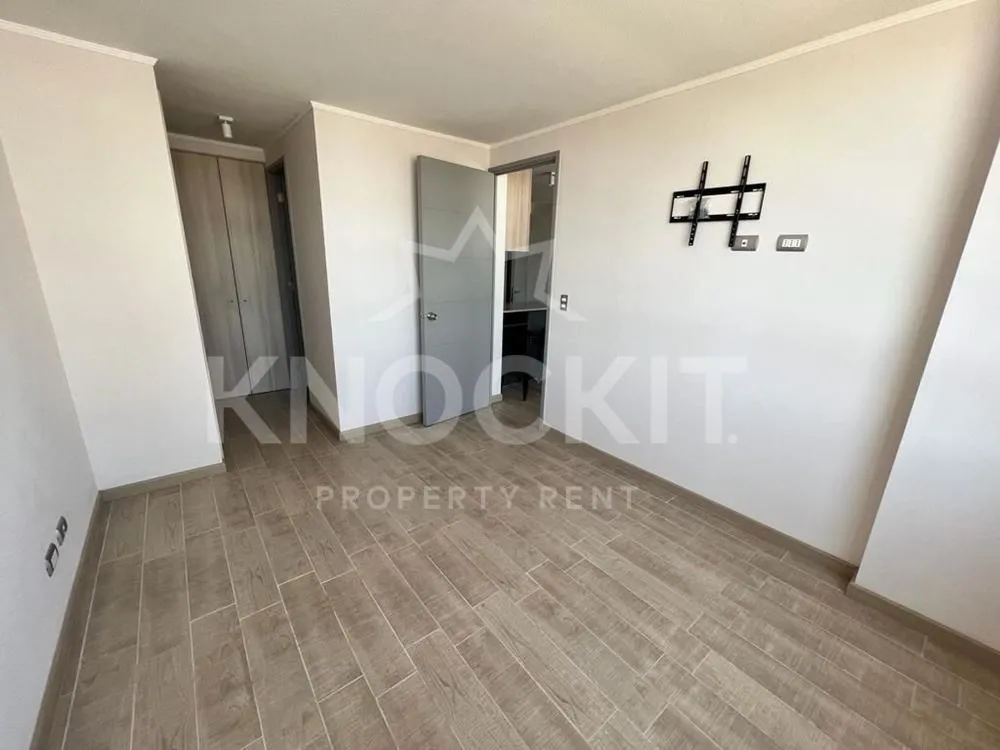 Imagen 5 de 16 de Arriendo Depto C/ Balcón 1d1b Metro Ecuador Estación Central