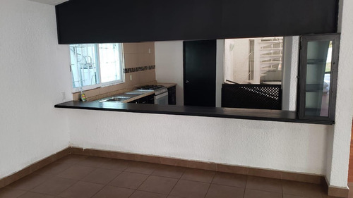 Casa En Lomas De Cocoyoc
