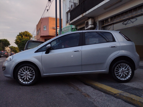 Imagen 4 de 10 de Fiat Punto 2013 Como Nuevo !!!!