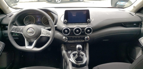 Imagen 12 de 15 de Nissan Sentra Advance 2.0 2021