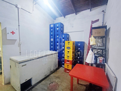 Imagen 6 de 7 de Ledezma Asesores Vende Local Comercial Ubicado En El Periférico, Una De Las Zonas Más Comerciales De Ciudad Bolívar - Venezuela