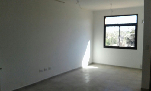 Departamento 1º P- Calle Garay 471- 2 Amb + Baulera + Balcon