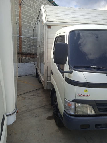 Imagen 3 de 7 de Toyota Dyna