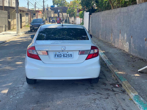 Imagem 5 de 13 de Honda Civic 2014 1.8 Lxs Flex Aut. 4p