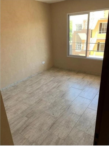 Imagen 7 de 9 de Venta Dpto 2 Amb. C/cochera Fija - Cerca De Todo - Consulte