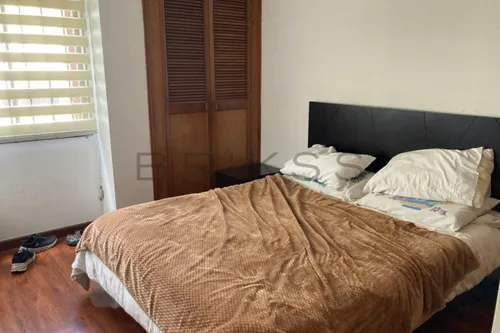 Apartamento En Venta En Los Rosales. Cod V4839