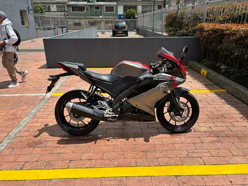 Yamaha R-15 V3 Modelo 2023.