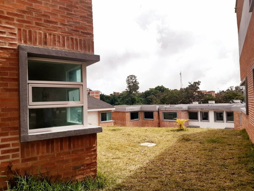 Townhouse En Venta, El Retiro Urb. Estancia San Antonio Of
