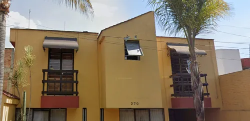 Casa Economica En Venta Gran Oportunidad De Inversión - (remate) Gob. Ing. Porfirio García De León 270, Nueva Chapultepec, 58280 Morelia, Mich.