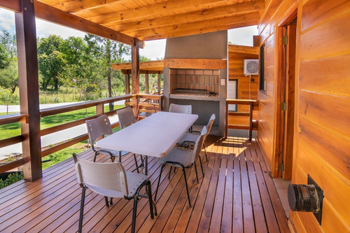 Imagen 8 de 19 de Monviso - Casas De Montaña En Santa Mónica