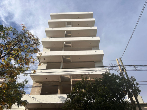 Departamento Monoambiente En Venta Calle 8 E/ 38 Y 39 La Plata