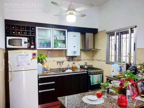 Imagen 10 de 30 de Casa De Tres Dormitorios En Venta En Rosario