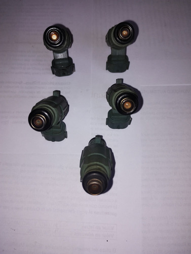 Inyector Kia Sedona, Sorento, Hyundai Santa Fe Sonata. (Usado)